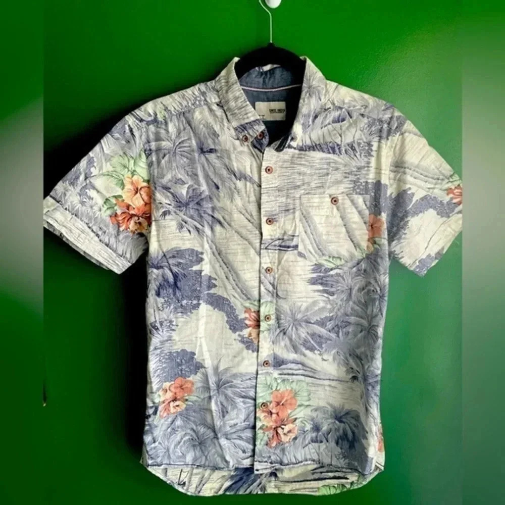 Mens‎ Sunrise Kingdom Tropical Hawaiian Shirt Button Down Size S Small EUC!